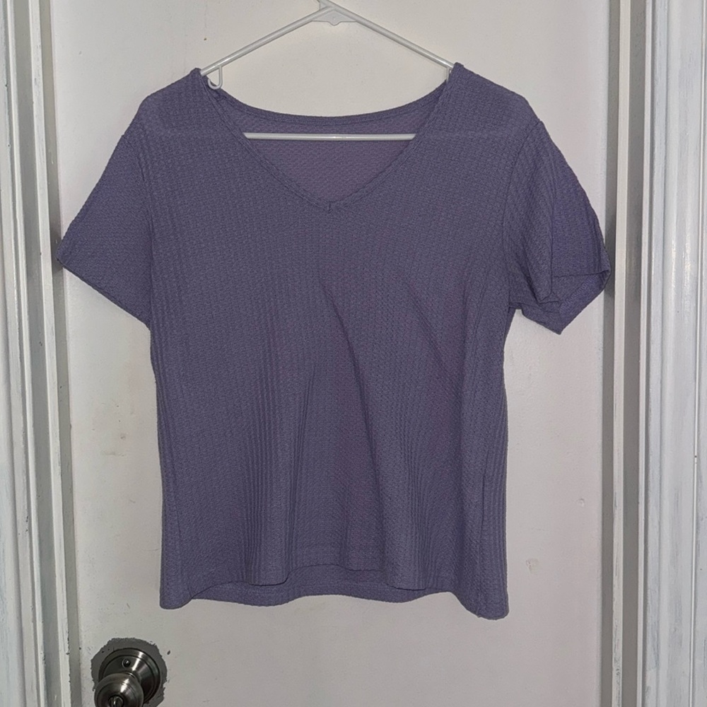 JUNIORS, purple cute t-shirt